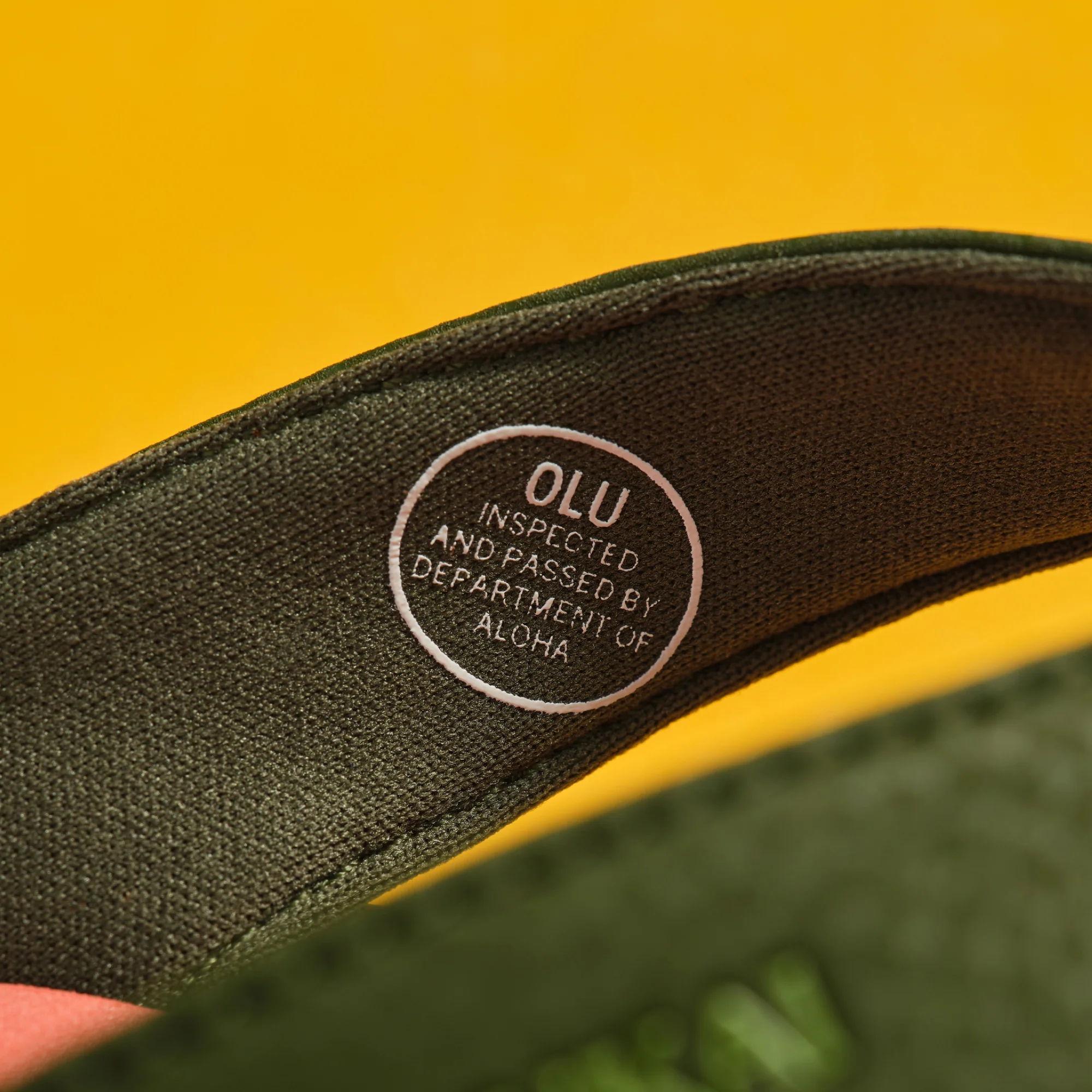 ‘Ohana  -  Nori / Dark Coral - Image 4